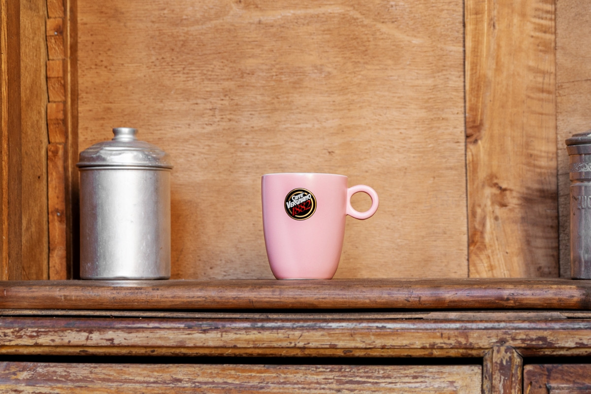 Women in Coffee mug