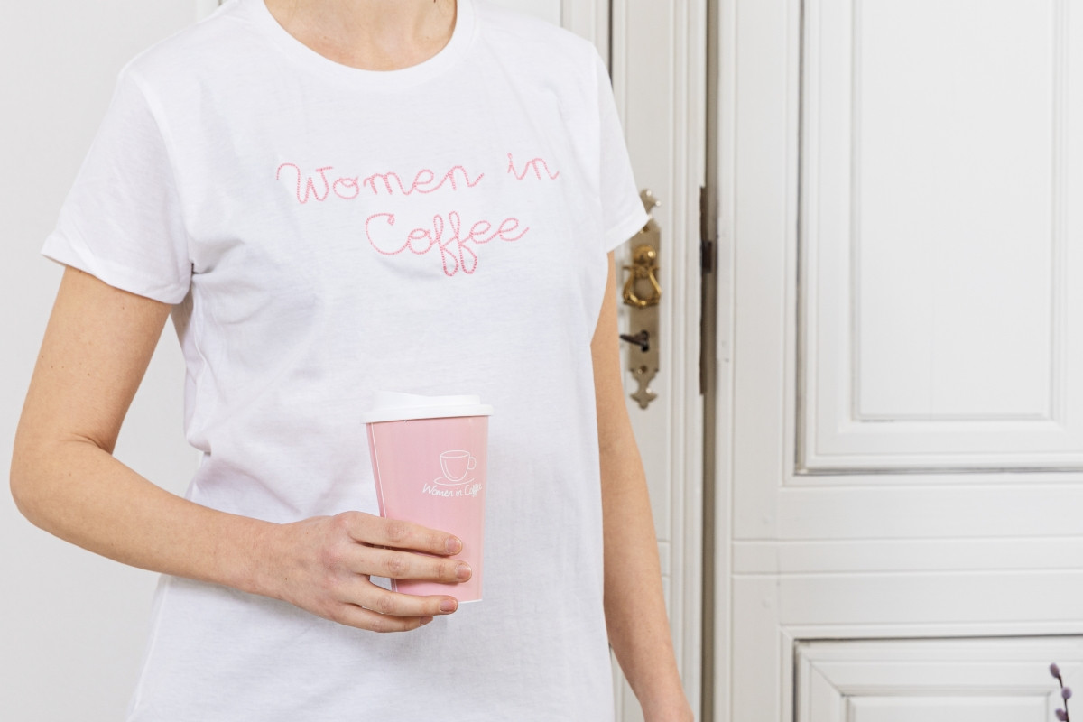 T-Shirt Women in Coffee